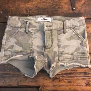 Camo Hollister shorts
